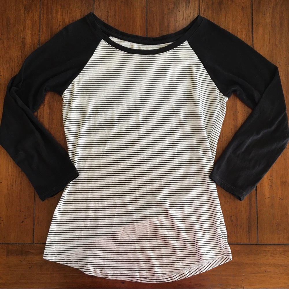AEO 3/4 Sleeve Baseball T